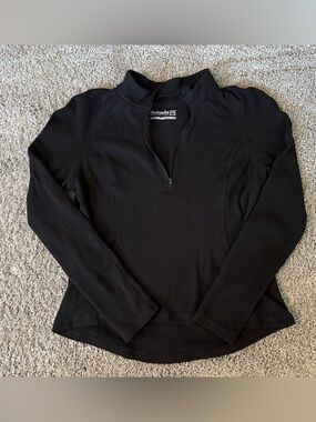 Avalanche Women’s Thin Fleece Athletic Short Fit Quarter Zip Black Size M